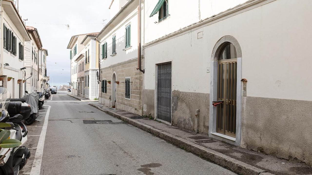 La Casa Di Nonno Roberto By Rentbeat Apartman Livorno Kültér fotó