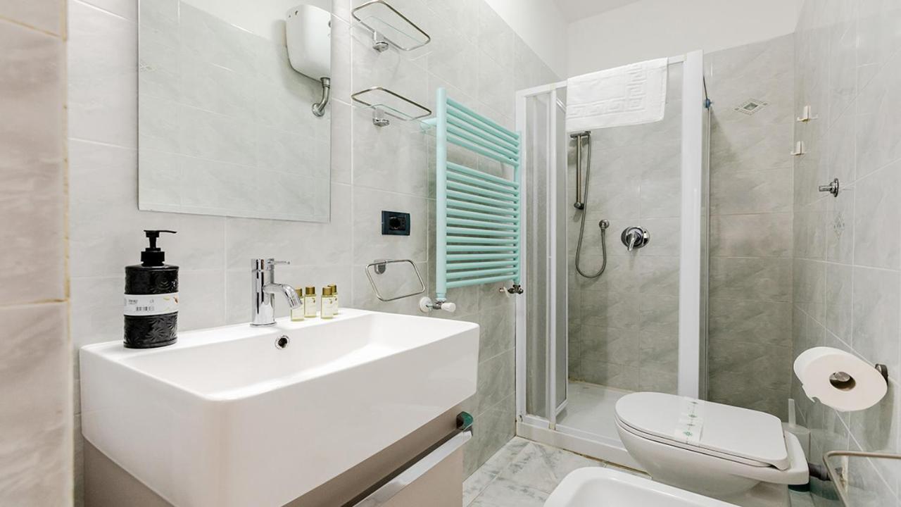 La Casa Di Nonno Roberto By Rentbeat Apartman Livorno Kültér fotó
