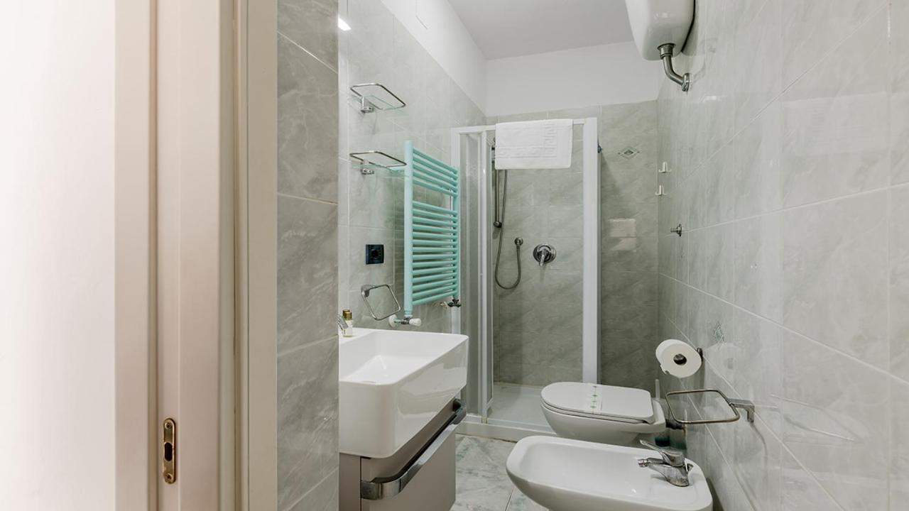 La Casa Di Nonno Roberto By Rentbeat Apartman Livorno Kültér fotó