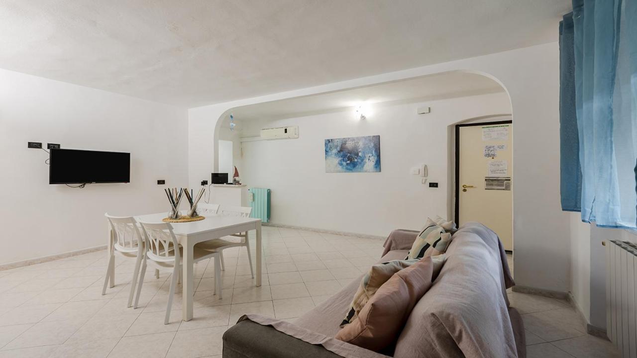 La Casa Di Nonno Roberto By Rentbeat Apartman Livorno Kültér fotó