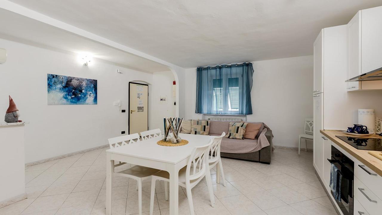 La Casa Di Nonno Roberto By Rentbeat Apartman Livorno Kültér fotó